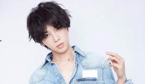 娱乐圈真实爆料华晨宇,娱乐圈背后的真实故事揭秘